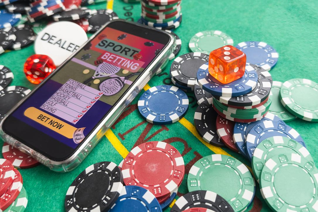 Discovering Big Jackpots in Every Game Discovering Big Jackpots in Every Game